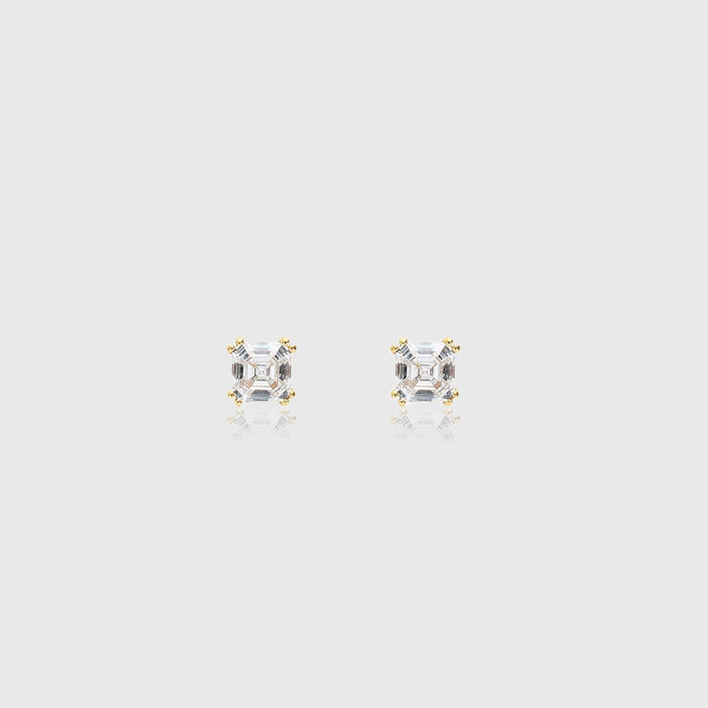 SQUARE CUT STUD EARRINGS [18K GOLD]