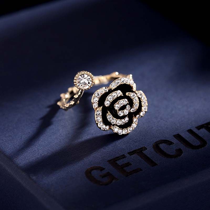 FROZEN NOIR & SCARLET ROSE RING (ADJUSTABLE)