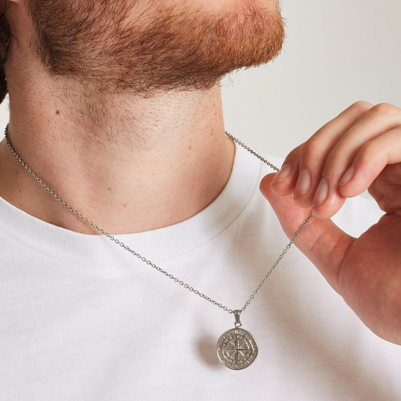 COMPASS PENDANT [WHITE GOLD]