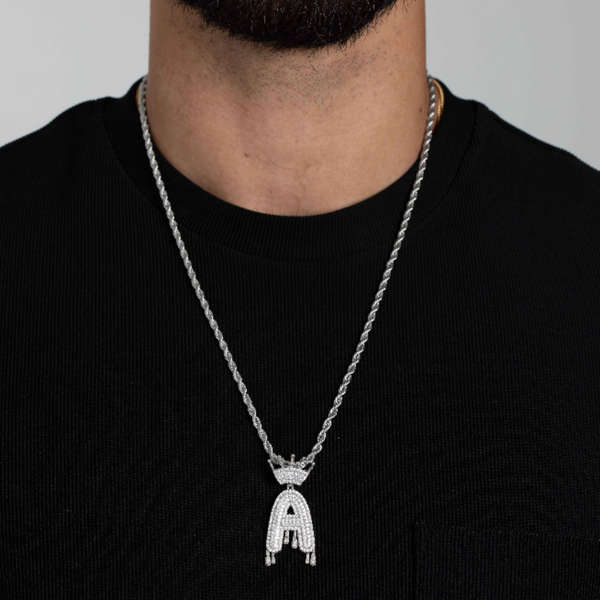 ICED CROWNED LETTER PENDANT [18K WHITE GOLD]
