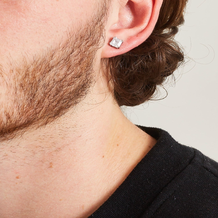SQUARE CUT STUD EARRINGS [18K WHITE GOLD]